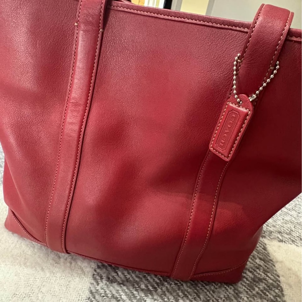 Coach Crimson Leather Tote with Logo Tag